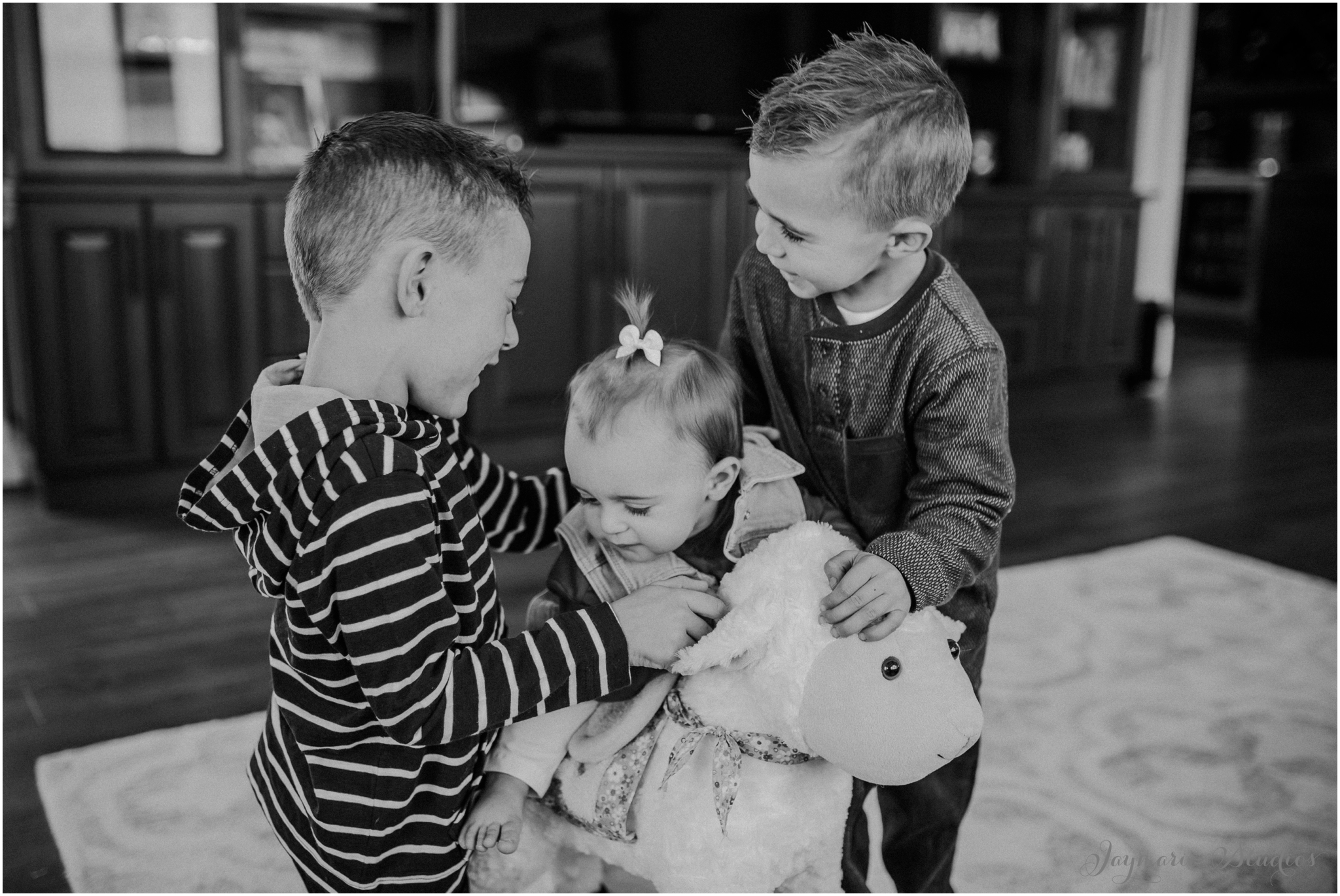 Leliuk Family Edmonton Family Photographer Jaymarie Studios